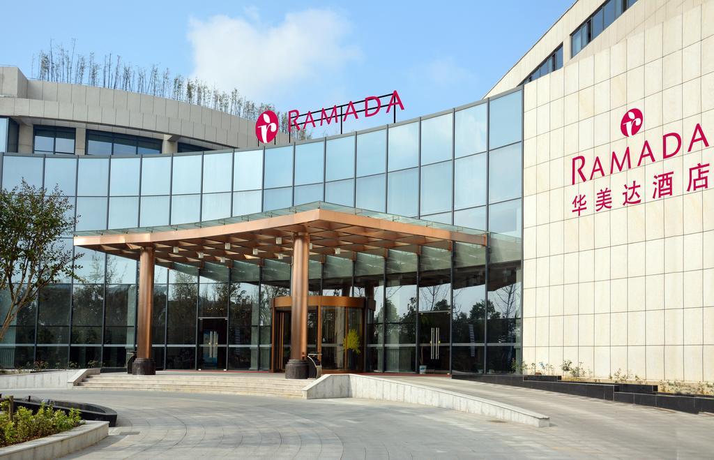 Ramada Nanjing Hotel Nanjing  Bagian luar foto