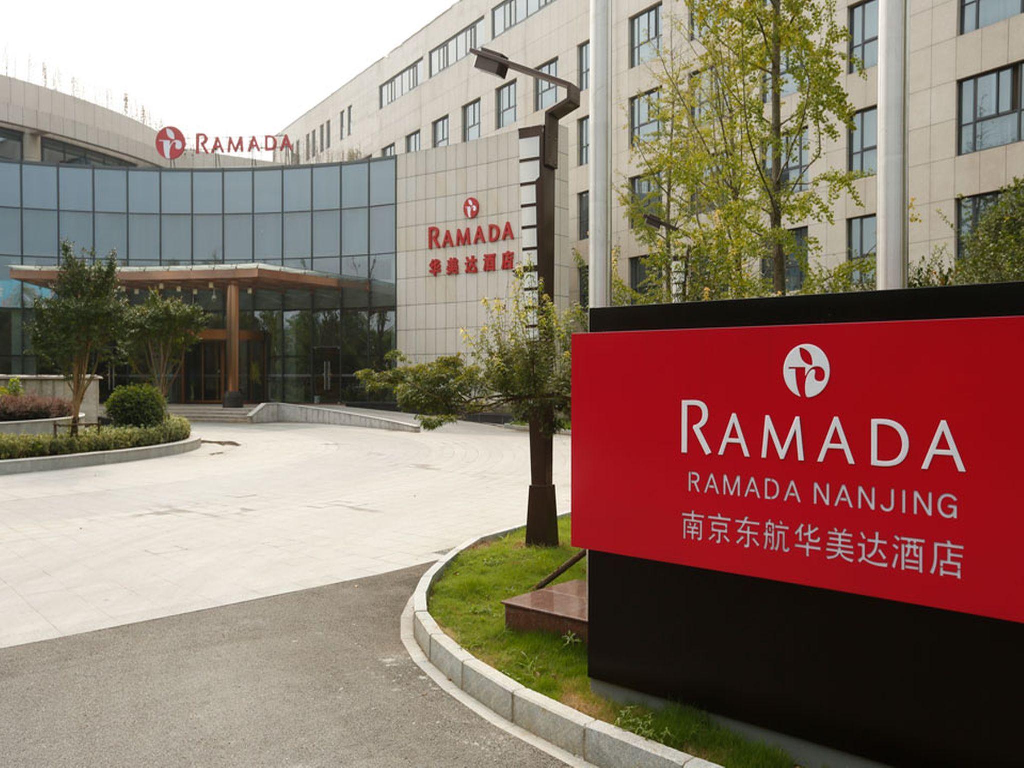 Ramada Nanjing Hotel Nanjing  Bagian luar foto