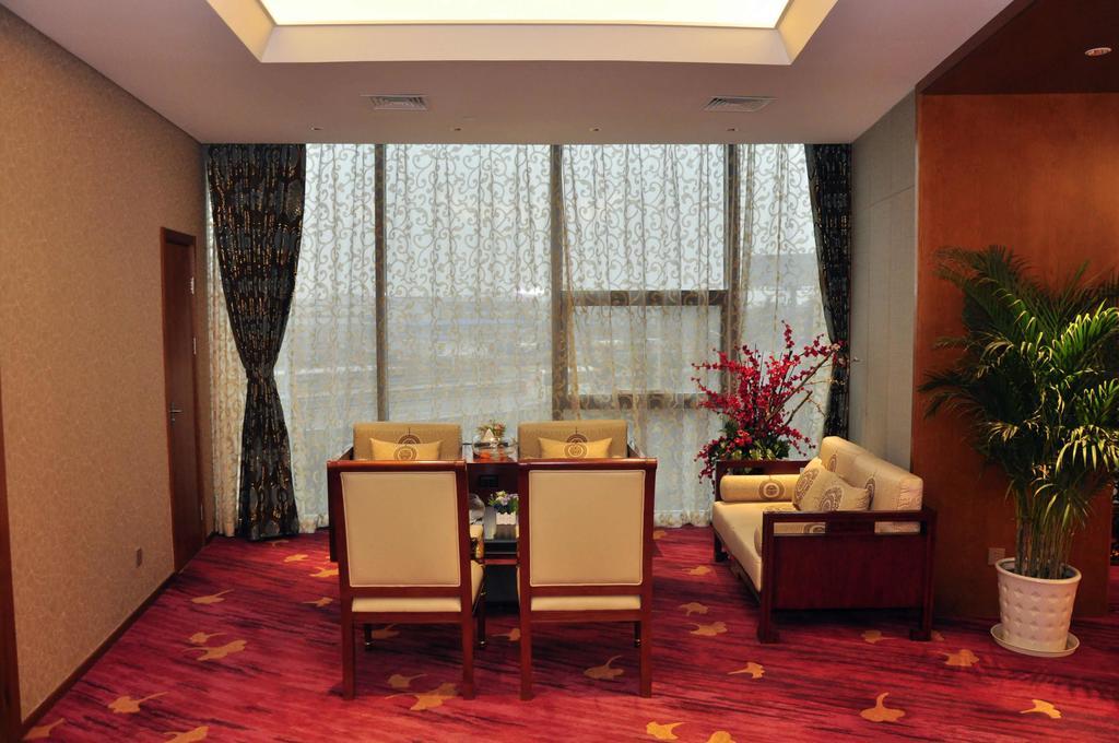 Ramada Nanjing Hotel Nanjing  Bagian luar foto