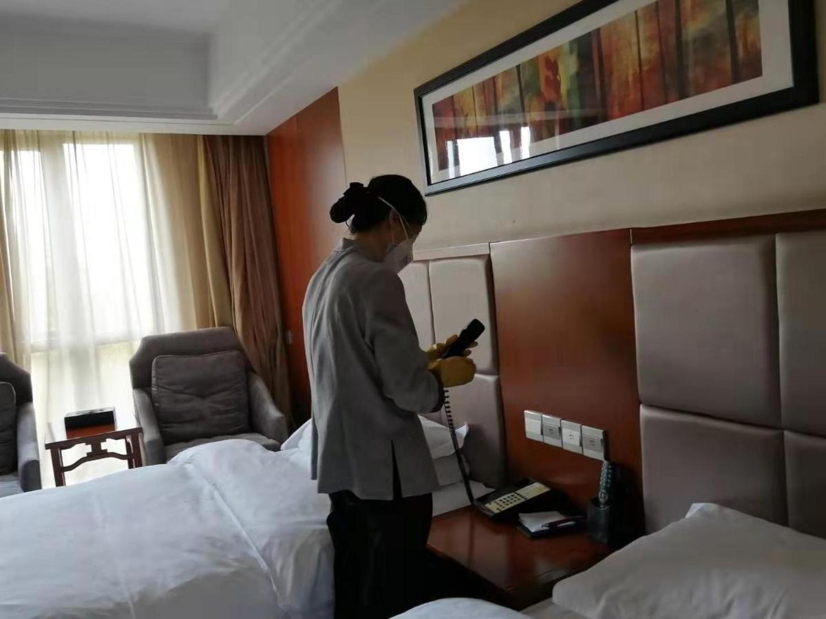 Ramada Nanjing Hotel Nanjing  Bagian luar foto